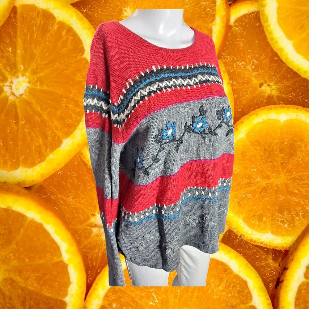First Issue by Liz Claiborne Women's Vintage Floral Embroidered Sweater Size M‎